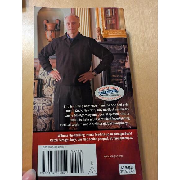 🎃Foreign Body by Robin Cook - Picture 2 of 2